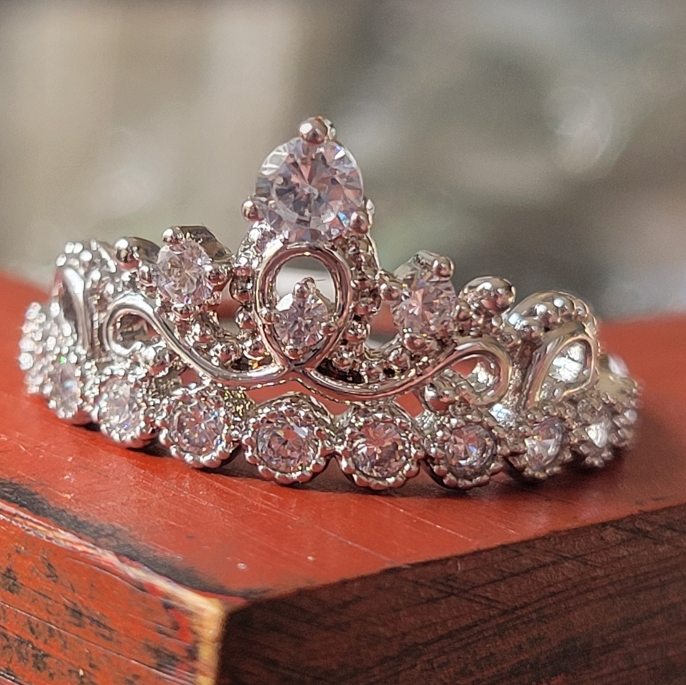 💍2 for $20 Fragrant Jewels Diamond Crystal Silver Crown Ring
